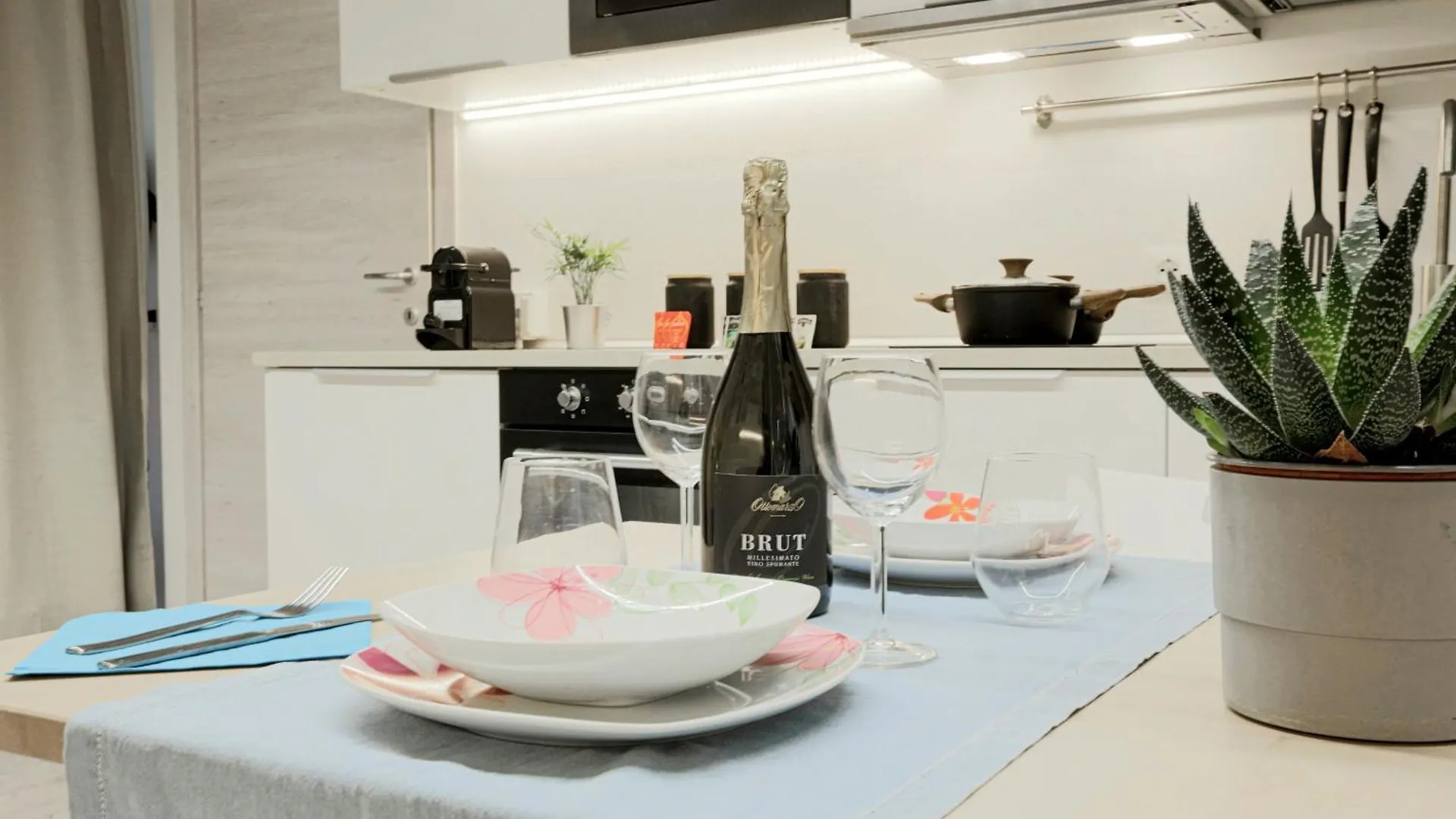 Apartment Bellavita Loft Milano Center Near Duomo,Central Station, Navigli Italy